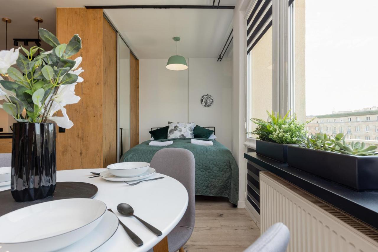 Grojecka Studio For 3 Guests With Balcony By Renters